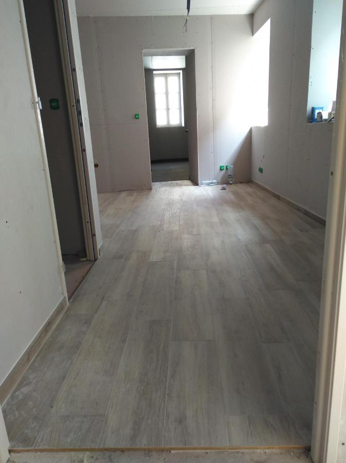 Appartement Spacieux Et Confortable La Roche-de-Glun Екстериор снимка